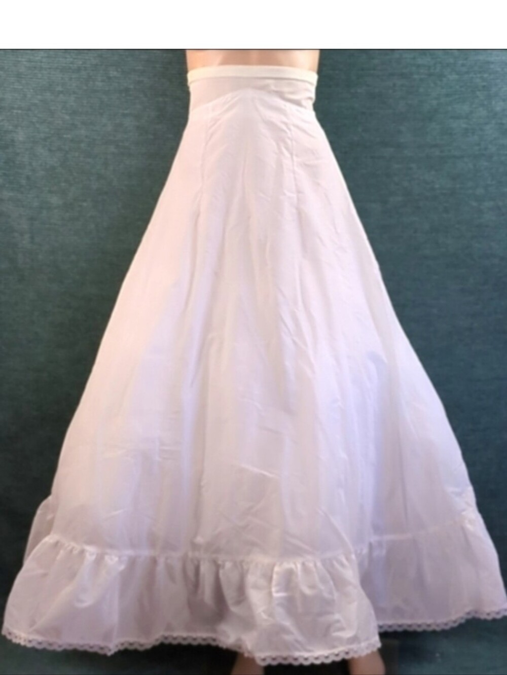 David's Bridal Wedding Dress - Picture 5 of 16